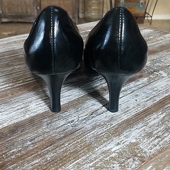 East 5th Mary Jane Pumps Pointed Toe Black Size 9M - Picture 3 of 4